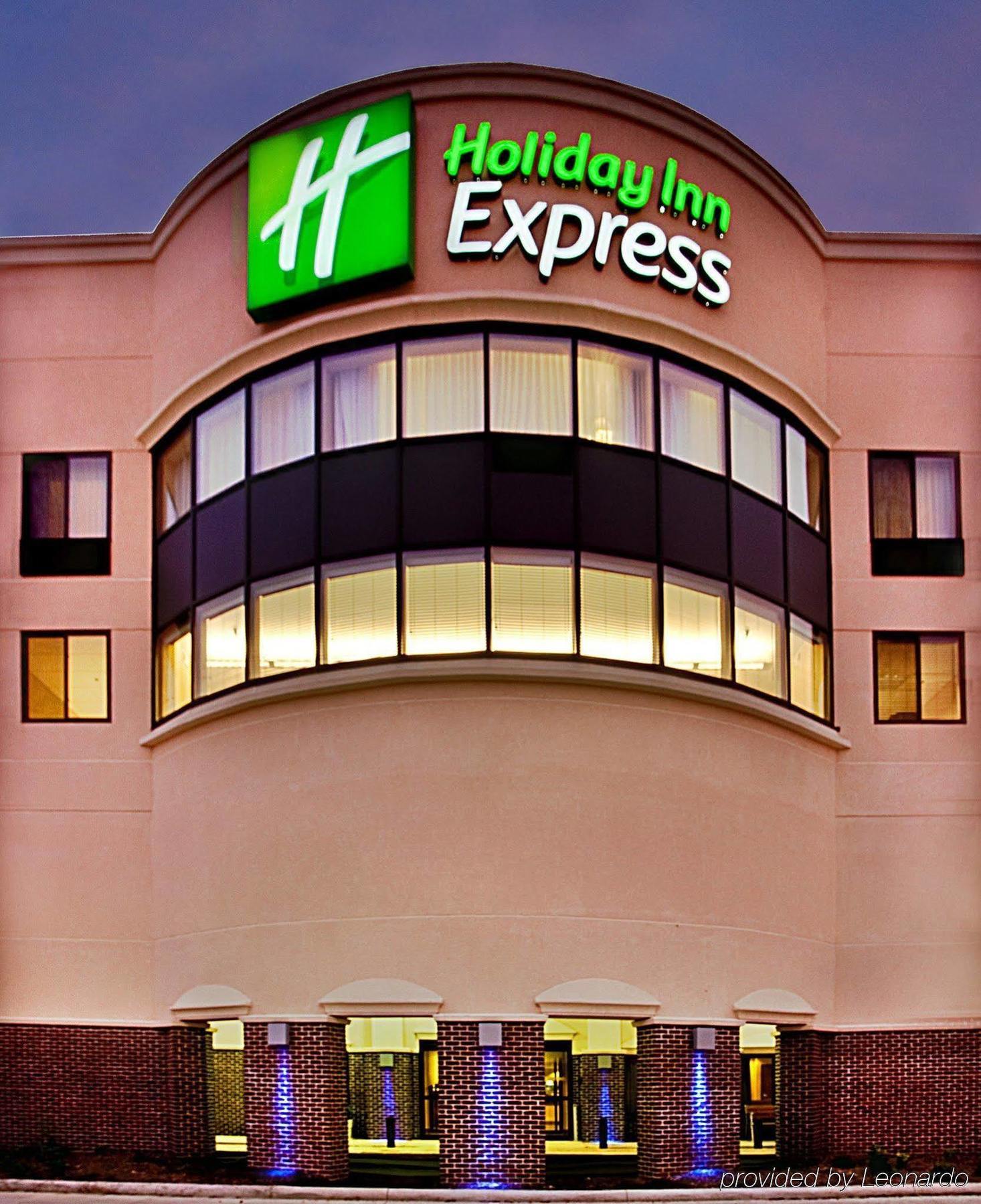 Holiday Inn Express- Waterloo/Cedar Falls, An Ihg Hotel Екстериор снимка